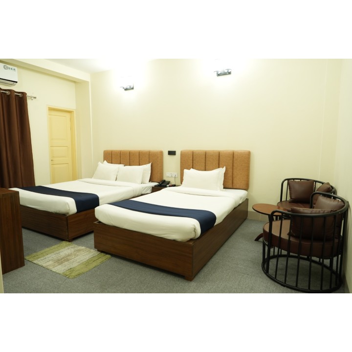 Deluxe Triple Room
