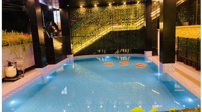 Swimming poolImage 4